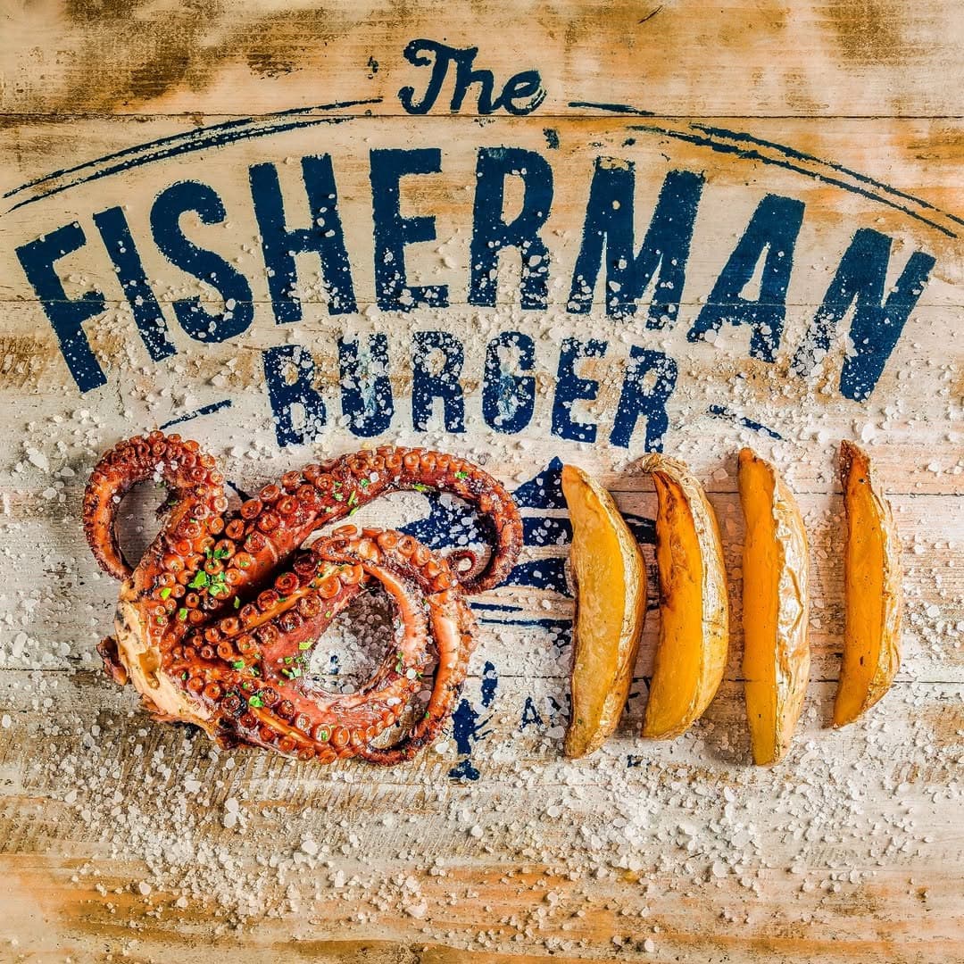 The Fisherman Burger 1/8