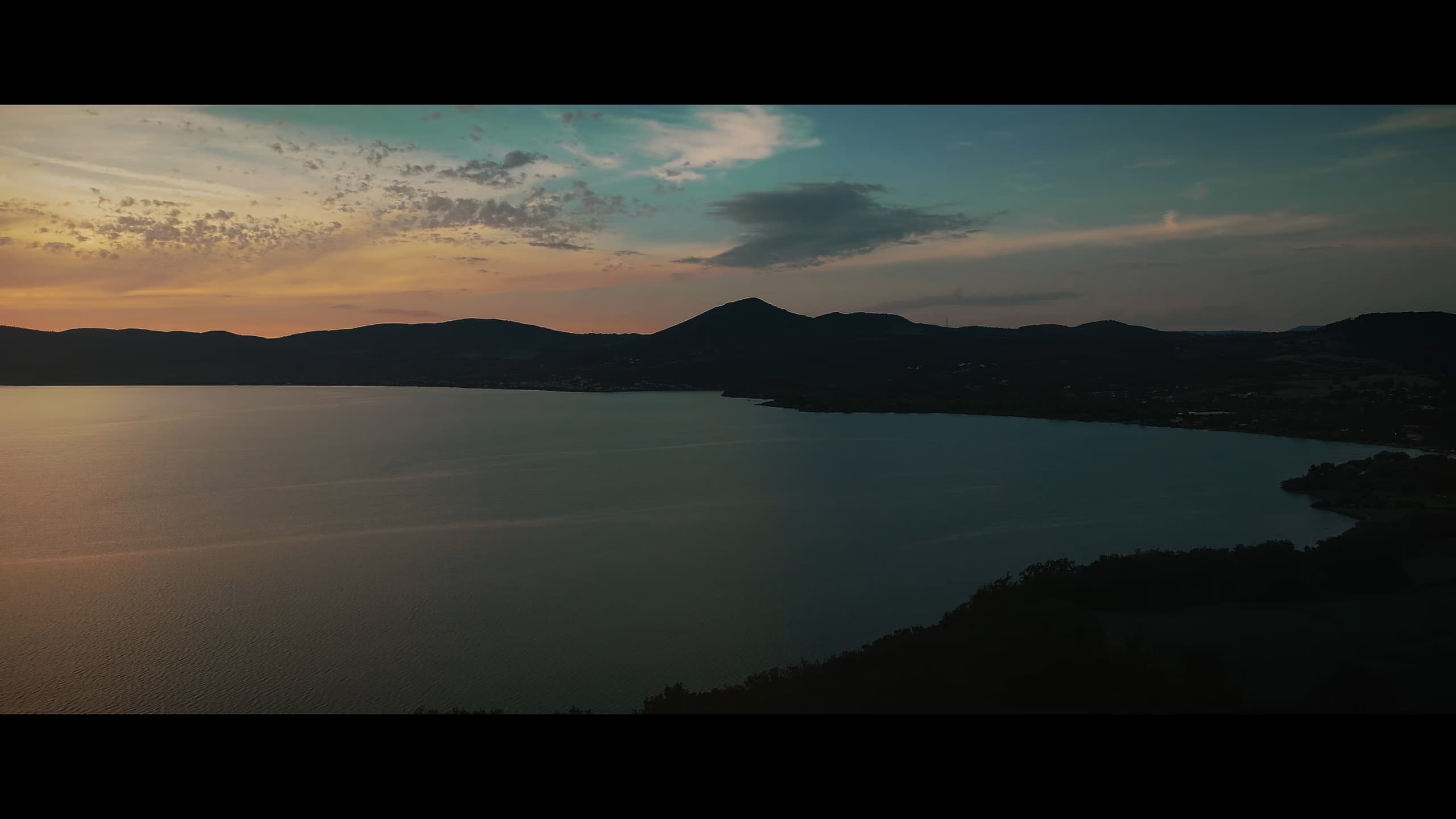 Wedding Film al Casale di Polline · Eleganza contemporanea sul lago